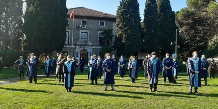 Boğaziçi Üniversitesi Bilgi İşleminde Ballı Maaşlı Yeni Çalışanlar