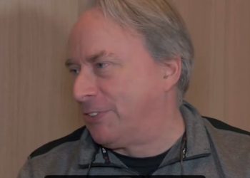 Torvalds : “Yapay Zekanın % 90’ı Pazarlama, % 10’u Gerçek”