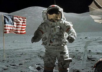 Neil Armstrong Türkiye’de