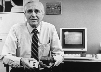 İnternet’in Kurucularından Birisi Olan ve Mouse’un Mucidi Douglas Engelbart Vefat Etti