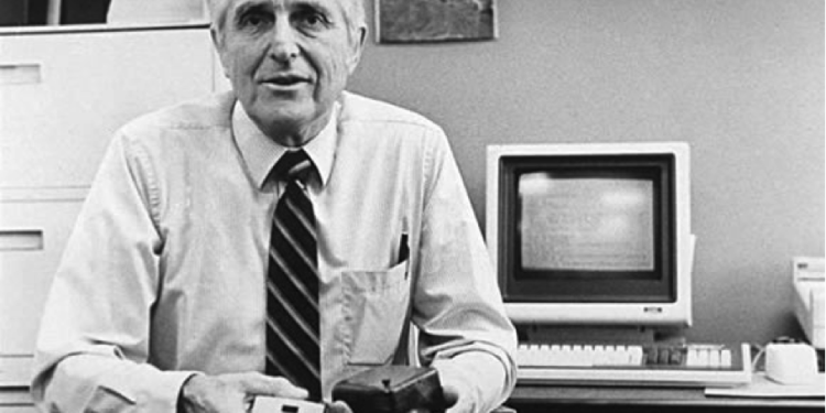 İnternet’in Kurucularından Birisi Olan ve Mouse’un Mucidi Douglas Engelbart Vefat Etti
