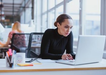 İşverenin Kişisel E-Postalara Belirli Koşullarda Erişimine Anayasa Mahkemesinden Onay