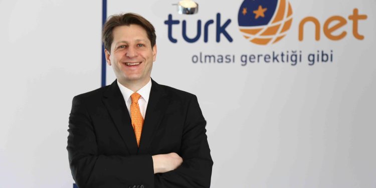 TurkNet, DE-CIX Istanbul ile İşbirliği Anlaşması İmzaladı