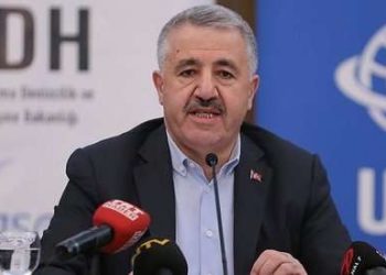 BTK’dan Sonra UDH Bakanı Arslan da, Adil Kullanım Kotasının 2018’de Kaldırılacağını Söyledi