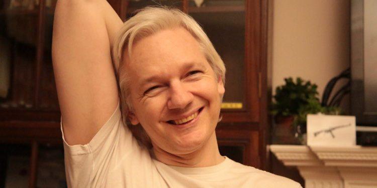İsveç Savcıları 7 Yıllık Assange Tecavüz Davasını Sonunda Kapattı