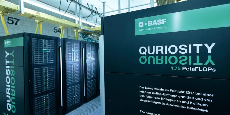 BASF’ın Süper Bilgisayarı ‘Quriosity’ Faaliyete Geçti