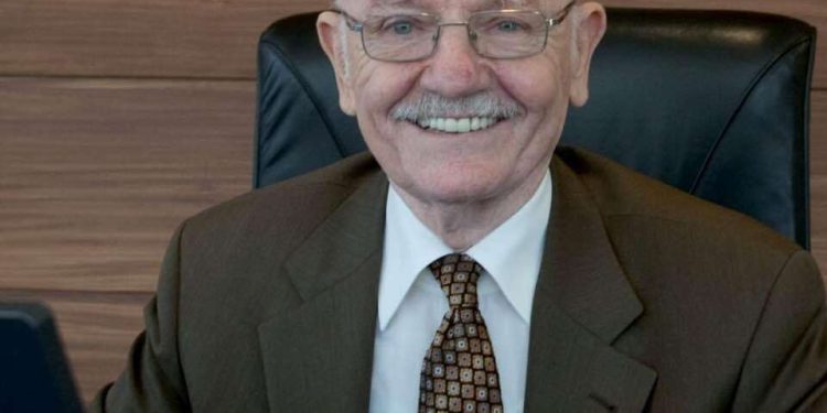 İnterneti Ülkeye İlk Getiren Hocamız, Prof.Dr.Oğuz Manas’ı Kaybettik