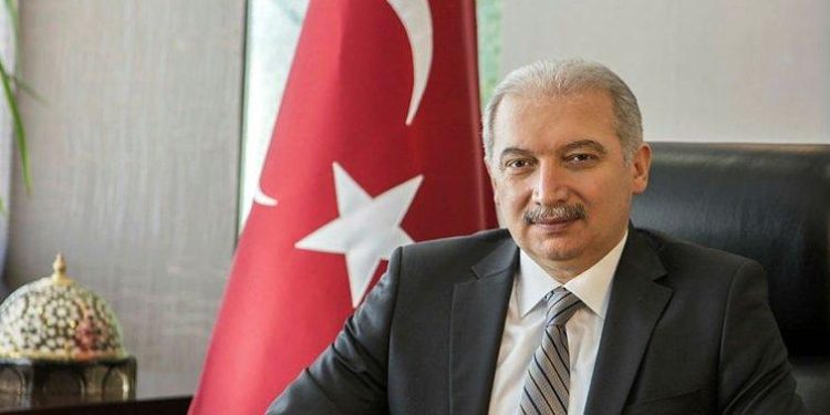İBB Başkanı, Uber/iTaksi Konusundaki Sözlerinin Yanlış Anlaşıldığını Söyledi
