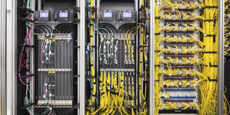 Geleceğe Bakış: İnternet Nasıl Değişecek ve Nasıl Değişmeli?