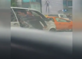 Uber Yine Türk Taksi Sürücülerinin Saldırısına Uğradı