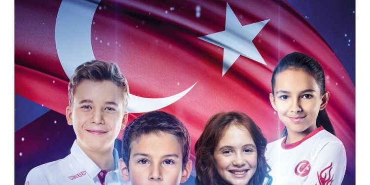 Turkcell, Atatürk’ün Adını Anmadığı İlanı Sosyal Medyada Tepki Görünce, Sosyal Medyadan Yeni Bir Mesaj Yayınladı