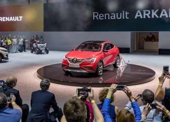 Renault ARKANA Dünyaya 2018 Moskova Uluslararası Otomobil Fuarı’nda Tanıtıldı