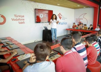 Vodafone, Yarını Kodlayanlar İçin Sivaslı Çocuklar ile Buluştu