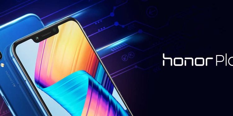 Türkiye’nin İlk Oyuncu Telefonu Honor Play Türkiye’ye Geliyor