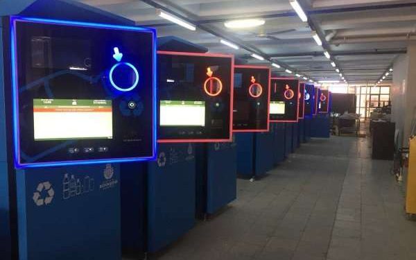 İBB, Pet Şişe ve Aluminyum Kutu Verene İstanbulkart Kredisi Verecek