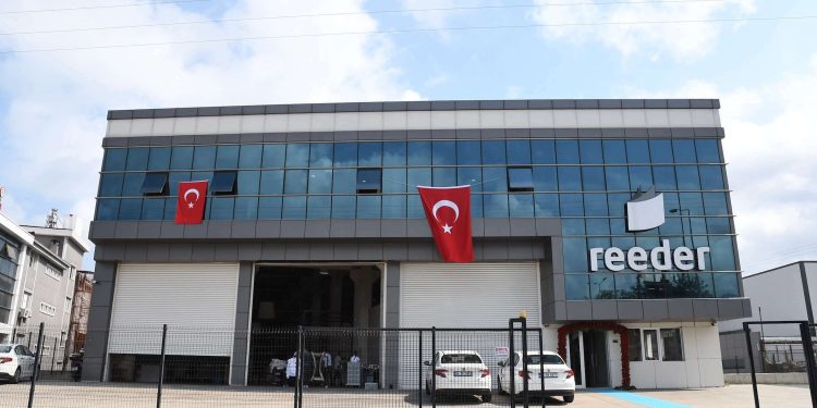 reeder Anadolu’ya Yerli Telefon Fabrikası Kuruyor