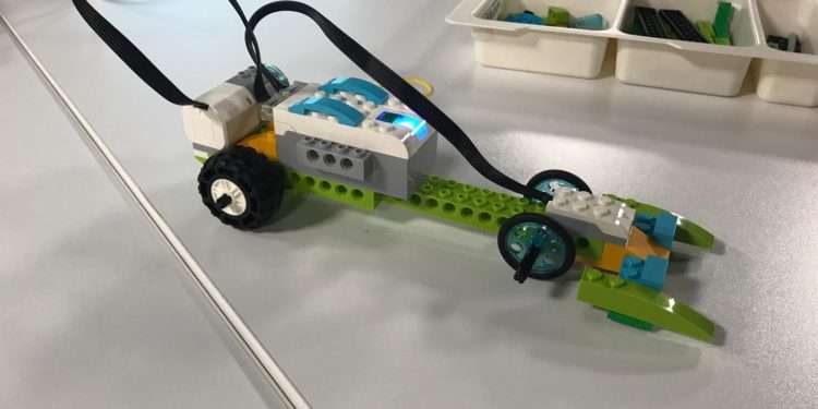 Eğitmenler Robotik Kodlama Eğitimi Aldı