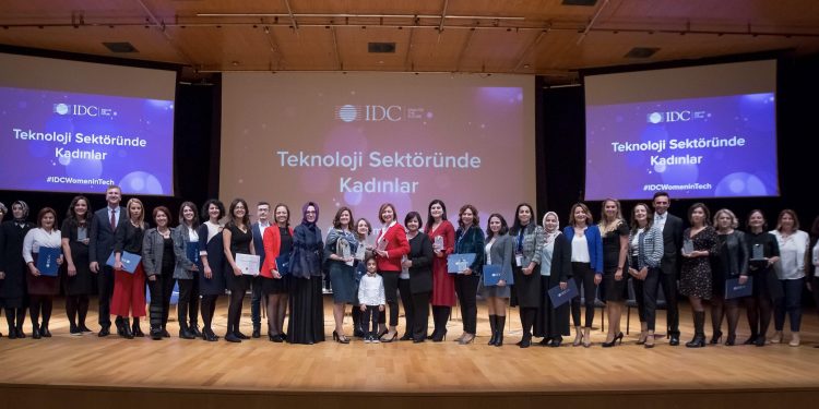 Açılışını Mehmet Fatih Kacır’ın Yaptığı IDC Türkiye ‘’Teknoloji Sektöründe Kadınlar’’ Konferansı Gerçekleştirildi.