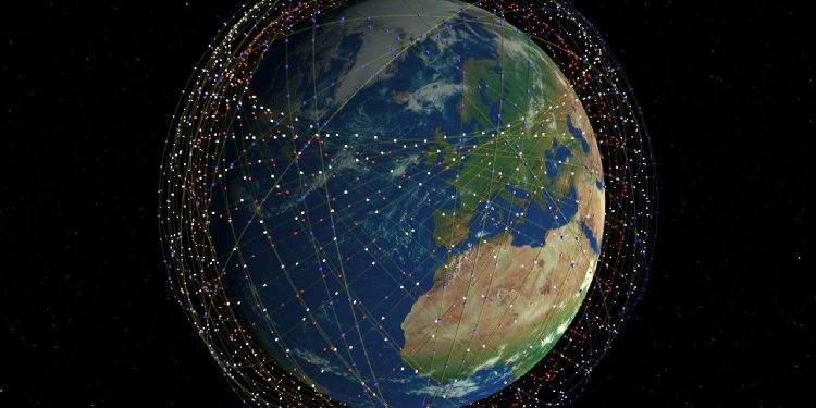 Elon Musk’ın SpaceX Firması Uydudan İnternet için 500 milyon $ Fon Topluyor