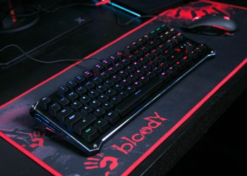 Oyun Aksesuarcısı Bloody’den Z raporu: “RGB yılı” 2018’den, 2019’a Heyecanlı Geçiş