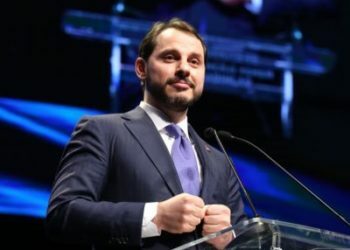 Berat Albayrak Zarflı e-Ticarete Vergi Geleceğini Açıkladı
