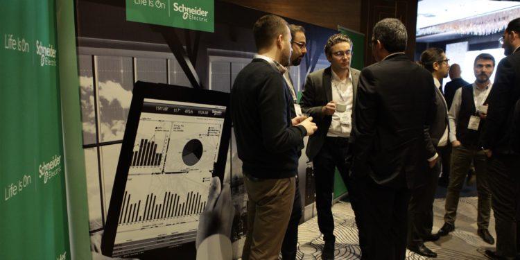 Schneider Electric Akıllı Fabrikalar ve Proses Yönetimi Konferansı’nda Yeni Nesil Çözümleri Tanıttı