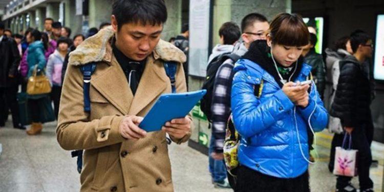 Çin’de Çevrimiçi Kullanıcı Sayısı 829 Milyona Ulaştı