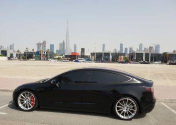 Çin Tesla Model 3 Araçların İthaline Yeniden İzin Verdi