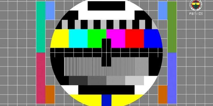 Fenerbahçe İnternet sitesi, TV, Radyo ve Sosyal Medya Hesaplarını Kapattı