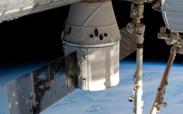 AstraZeneca, SpaceX ile Uzaya Çıkıyor