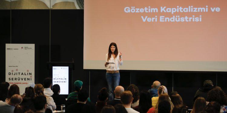 Dünyayı Robotlardan Önce Algoritmalar Ele Geçirdi