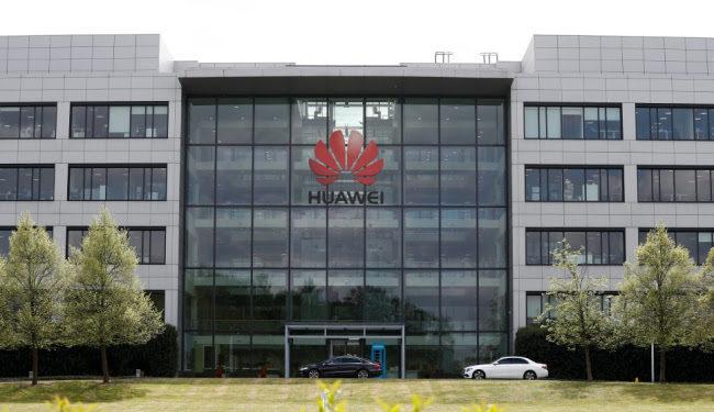Huawei İlk 5G Telefonlaşmasını Londra’da Başlatıyor