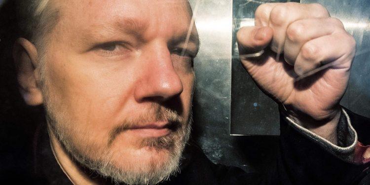 Assange’ın Psikolojik İşkence Belirtileri Gösterdiği Düşünülüyor