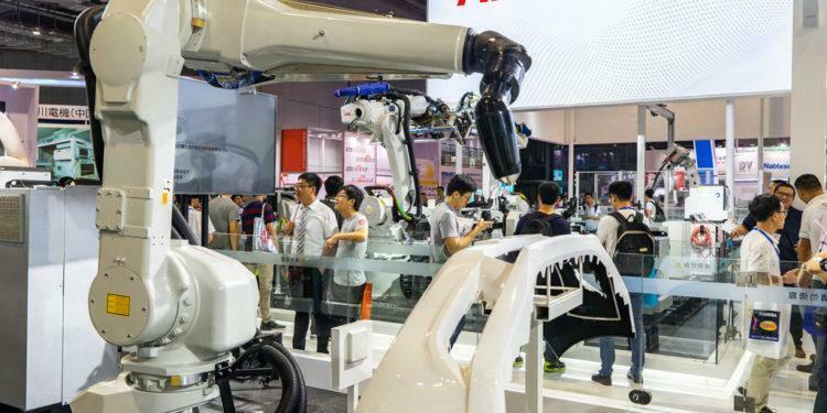 ABB bir Çin robot üreticisine 150 milyon dolar yatırım yapıyor