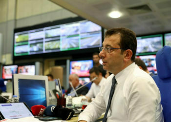 İmamoğlu: “Keşke Ben de ‘On binlerce Toplanma Alanımız Var’ Diyebilsem!”