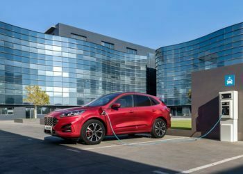 Ford, En Yeni Elektrikli ve Hibrit Araç Modellerini Frankfurt’ta Tanıttı