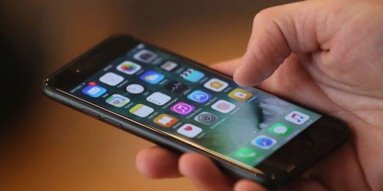 Apple, İşlemcileri Yavaşlatan Yazılımla İlgili Tazminata Para Ayırdı