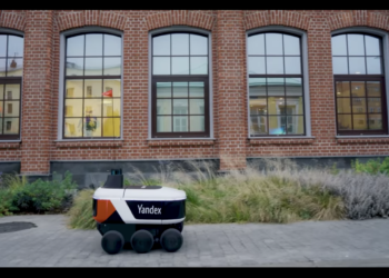 Yandex’in Teslimat Robotu Yandex.Rover Test Sürüşlerine Başladı