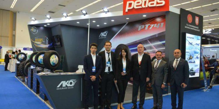 AKO Grup, F16 ve F4 Uçakları için Üretilen Lastiklerini Tanıttı
