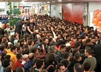 Xiaomi Ankara Açılışı İzdiham Nedeniyle İptal Edildi