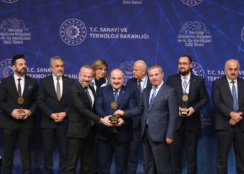 Bilim, Sanayi ve Teknoloji Bakanlığı’ndan Yıldız Teknopark’a Birincilik Ödülü