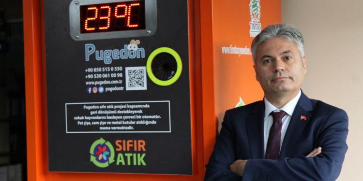 1 Yılda 500.000 Sokak Hayvanını Besledi, 3 Milyon Adet Atık Topladı