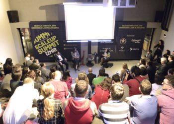 İzmir Girişimcilik Ekosistemi ScaleUp Summit İzmir’de Buluştu