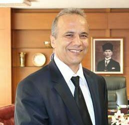Doç.Dr.Kadri Bürüncük : KKTC’de 650 bin civarı Mobil Abone Var