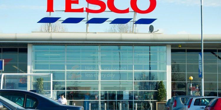Tesco’nun Yılbaşı Kartından da ‘Yalan’ Çıktı