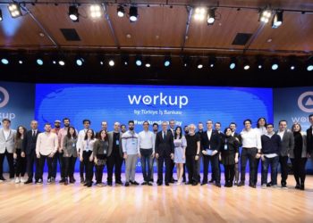 Workup Girişimcilik Programı 5. Dönem Mezunlarını Verdi