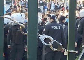 Erdoğan’ın Gençlerle İmtihanı (AKP’s Paradox)