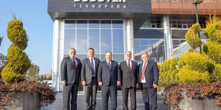 Sanayi ve Teknoloji Bakanı Mustafa Varank BÜDOTEK’i Ziyaret Etti