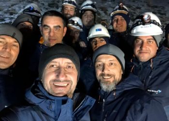 Türk Telekom CEO’su Ümit Önal Yeni Yıla -15° de Çalışan Ekiplerle Girdi