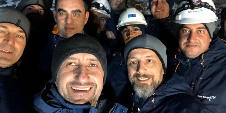 Türk Telekom CEO’su Ümit Önal Yeni Yıla -15° de Çalışan Ekiplerle Girdi